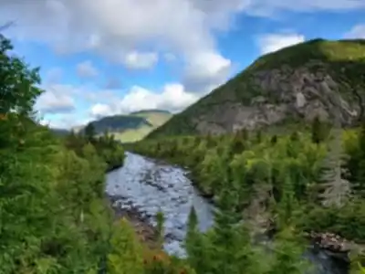 Découvrir Parc national des Hautes-Gorges-de-la-Rivière-Malbaie en Charlevoix