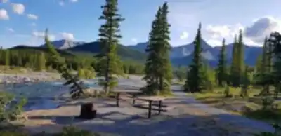 Vue en randonnée de Forgetmenot Pond