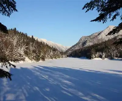 Randonnée vers Parc National De La Jacques-cartier - photo de sentier