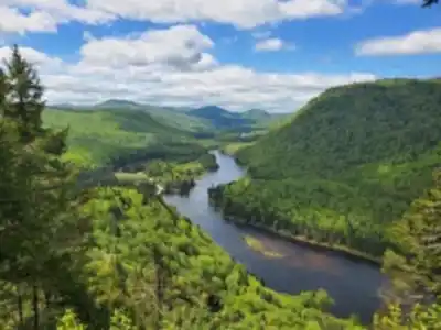 Découvrir Parc National De La Jacques-cartier en Région de Québec