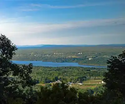 Shaupeneak Ridge Park hiking trail - natural landscape