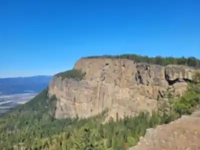Enderby Cliffs Trail Parking hiking trail - natural landscape
