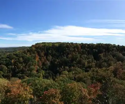 Beamers Falls hiking trail - natural landscape