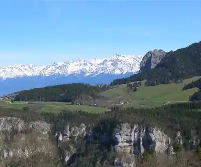 Gorges du Furon hiking trail - natural landscape