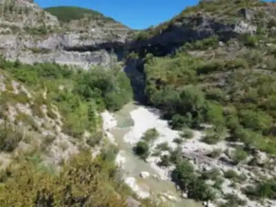 Paysage de Gorges de la Méouge - randonnée pédestre