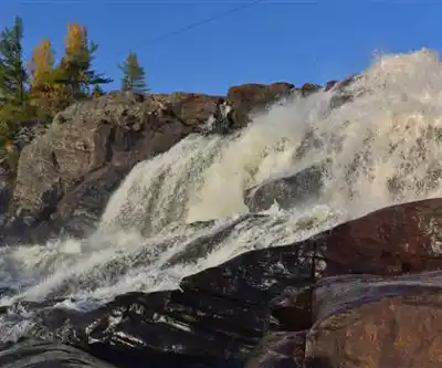 High Falls hiking trail - natural landscape