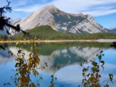 Kananaskis Pass hiking trail - natural landscape