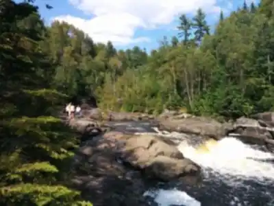 Sentier de randonnée Parc De La Rivière Doncaster - paysage naturel