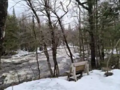 Découvrir Parc De La Rivière Doncaster en Laurentides