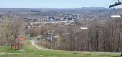 Discover Parc du Mont-Bellevue in Eastern Townships