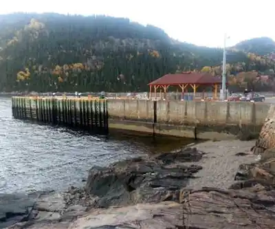 Explore Sainte-Rose-Du-Nord trail