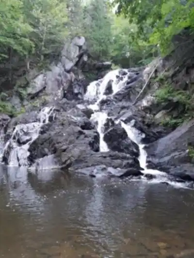 Explore Zec JARO trail