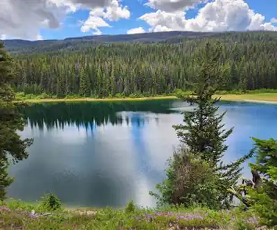 Randonnée Blue Earth Lake Provincial Park - nature et plein air