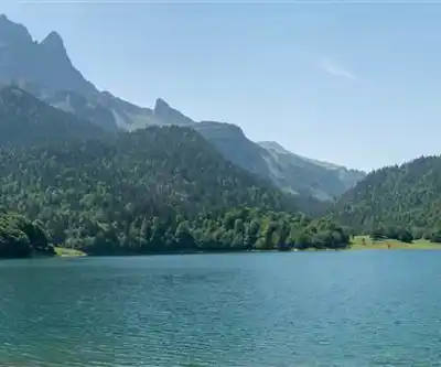 Sentier de randonnée Lac de Bious Artigues - paysage naturel