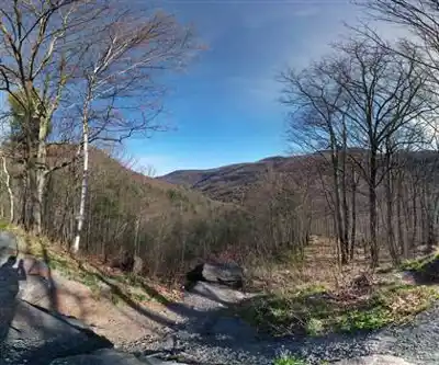 Sentier de randonnée Kaaterskill Falls Trail Head - paysage naturel