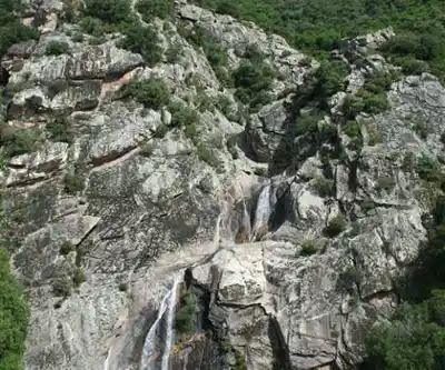 Les Gorges de Colombières hiking trail - natural landscape
