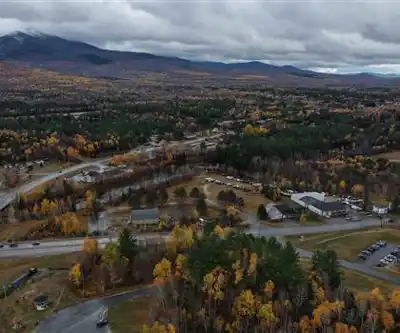 Sentier de randonnée Twin Mountain / Mt. Washington KOA Holiday - paysage naturel