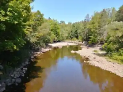 Hiking view of Parc Chauveau