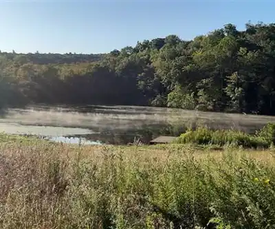 Cascade Lake Park hiking trail - natural landscape