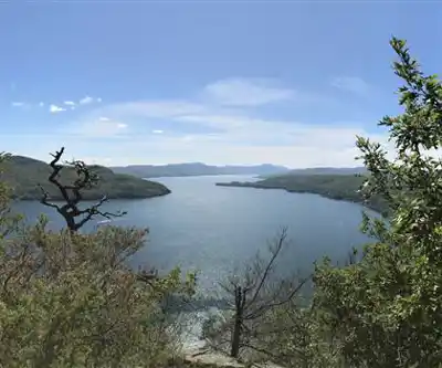 Rogers Rock Campground hiking trail - natural landscape