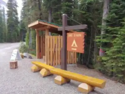 Explore Lake O'Hara trail