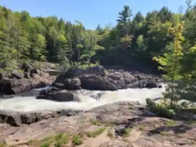 Hiking view of Parc Des Chutes Dorwin