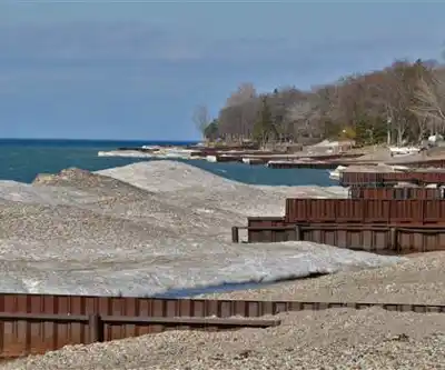 Canatara Beach & Park hiking trail - natural landscape