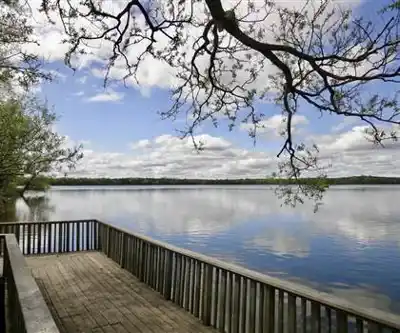 Découvrir Lake on the Mountain Provincial Park en South Eastern Ontario