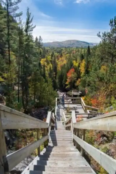Hiking view of Parc régional de la Chute-à-Bull