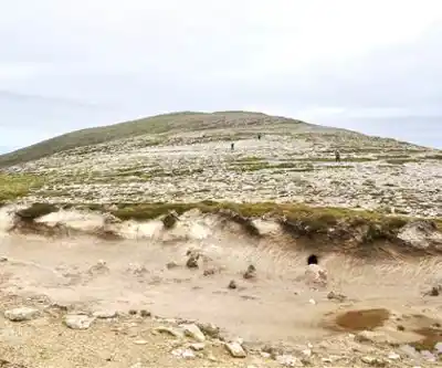 Ward Hill hiking trail - natural landscape