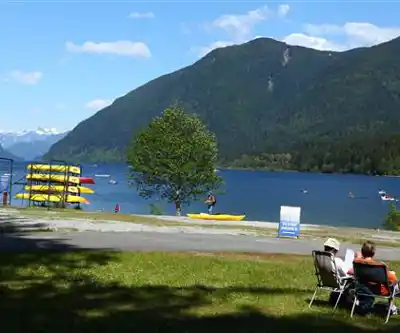 Sentier de randonnée Alouette Lake - paysage naturel