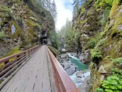 Randonnée Coquihalla Canyon Provincial Park - nature et plein air