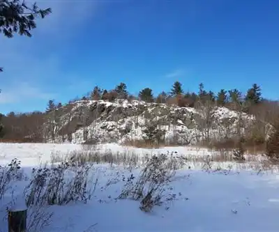 Marble Rock Conservation Area hike - nature and outdoors
