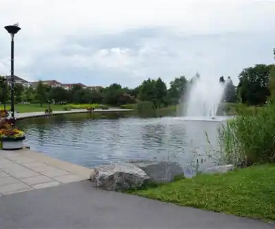 Parc Jarry hiking trail - natural landscape