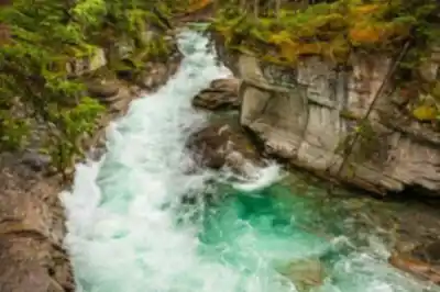 Maligne Canyon hike - nature and outdoors