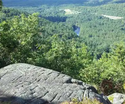 Hidden Pond Campsite hiking trail - natural landscape
