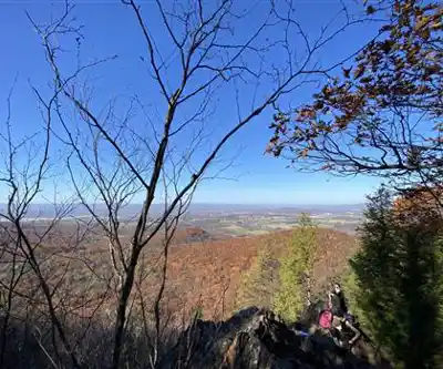 Bare Mountain hiking trail - natural landscape