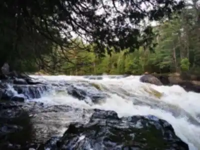 Hiking view of Sentier Pédestre Grande Chute