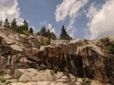 Randonnée Sentiers Des Carrières Historiques - Maison du Granit - nature et plein air