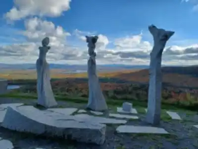 Vue en randonnée de Sentiers Des Carrières Historiques - Maison du Granit