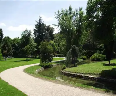 Explore Lac de Soues trail