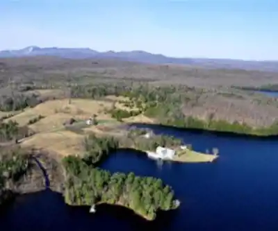 Vue en randonnée de Parc National Du Mont-Orford