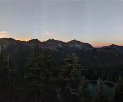 Sunrise Mountain Overlook hiking trail - natural landscape