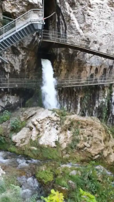 Vue en randonnée de Baume-les-Messieurs