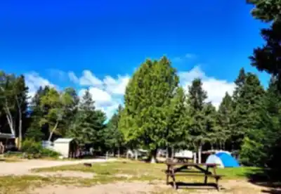 Randonnée Camping Le Genévrier Inc - nature et plein air