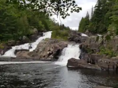 Vue en randonnée de Parc Régional des Chutes Monte-à-Peine et des Dalles