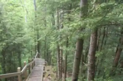 Sentier de randonnée Parc Régional des Chutes Monte-à-Peine et des Dalles - paysage naturel