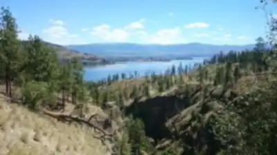 Bear Creek Provincial Park hiking trail - natural landscape