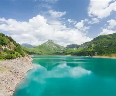 Lac des Fées hike - nature and outdoors