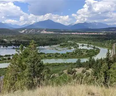 Vue en randonnée de Dry Gulch Provincial Park